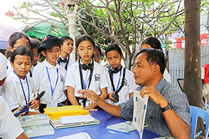 JPA Image Gallery - Middle school students on field trip in Phnom Penh - Jay Pritzker Academy, Siem Reap, Cambodia
